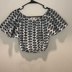 Black and White, off the shoulder,Crop Top